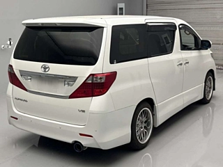 TOYOTA ALPHARD 2011