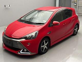 TOYOTA AQUA 2014