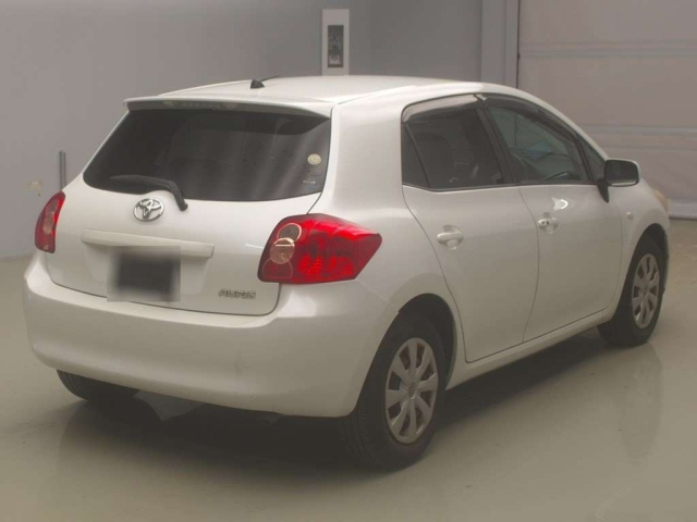 TOYOTA AURIS 2008