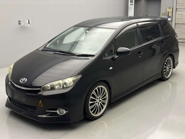 TOYOTA WISH 2009