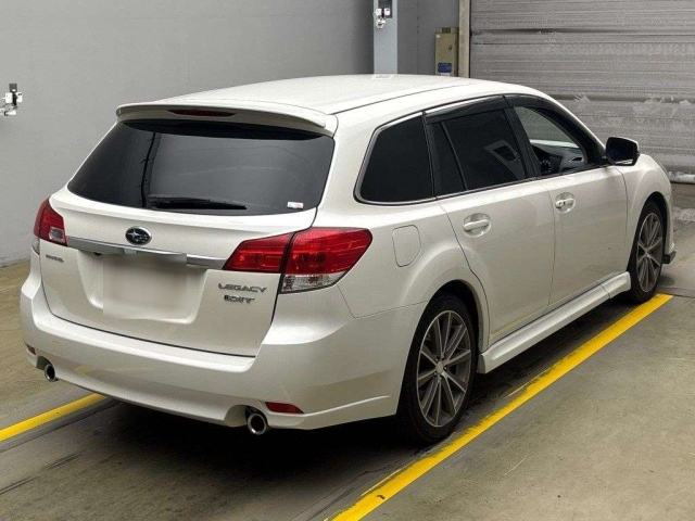 SUBARU LEGACY 2012