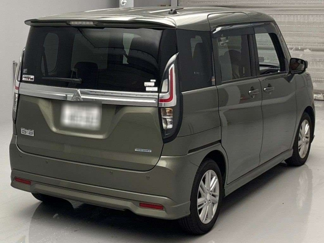 MITSUBISHI DELICA D2 2024