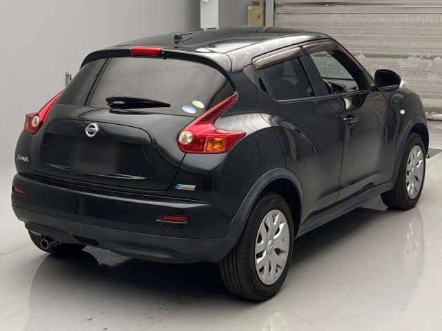 NISSAN JUKE 2012