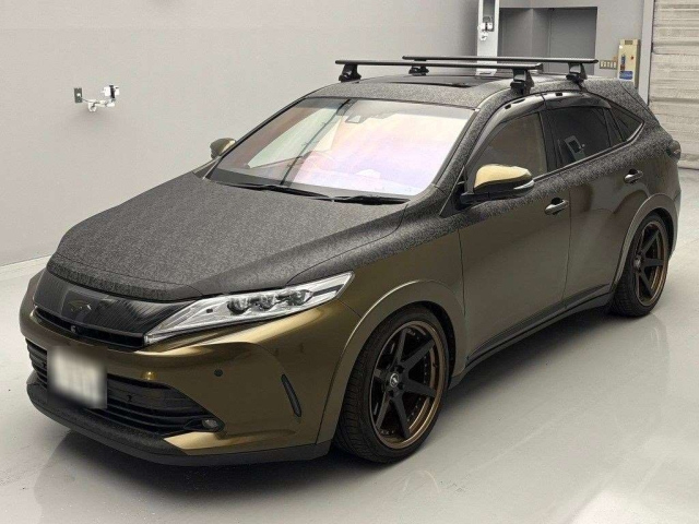 TOYOTA HARRIER 2017