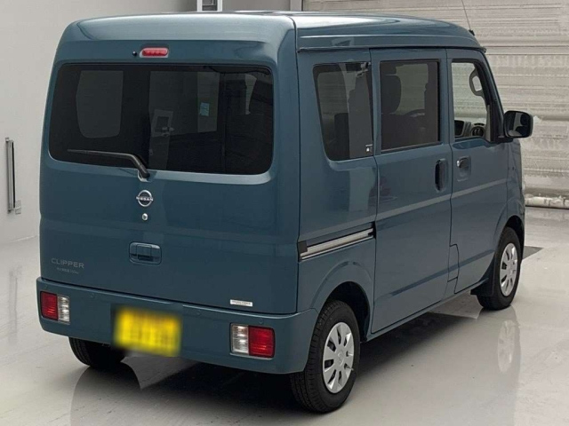 NISSAN CLIPPER VAN 2024