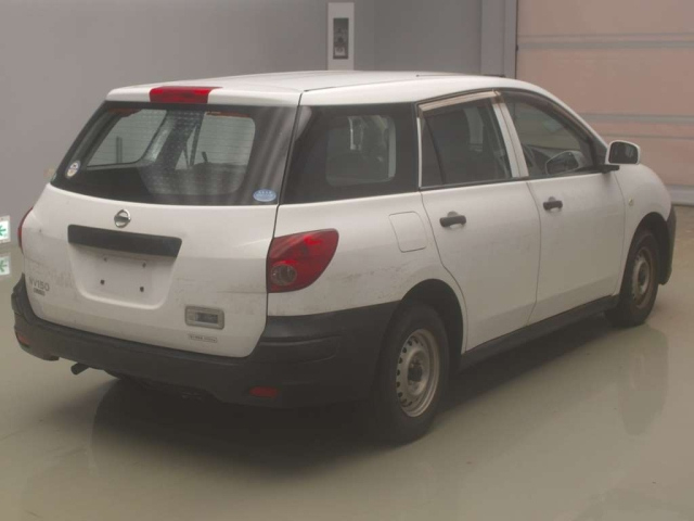 NISSAN AD 2020