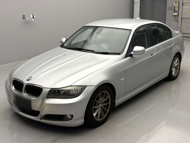 BMW 3 SERIES 2010