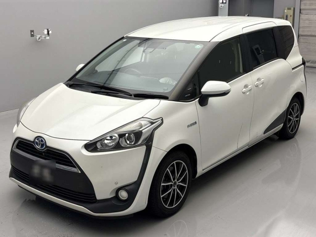 TOYOTA SIENTA 2016