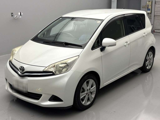 TOYOTA RACTIS 2014