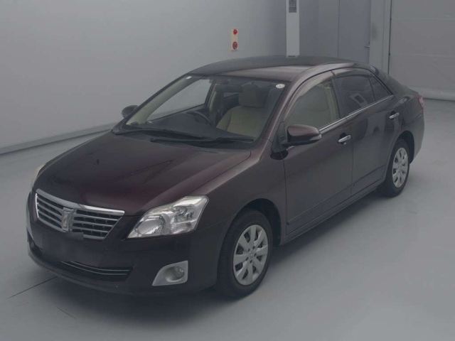 TOYOTA PREMIO 2014