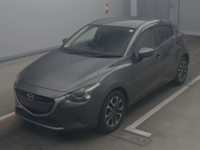 MAZDA DEMIO 2018