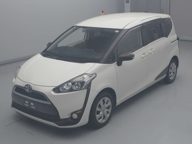 TOYOTA SIENTA 2016