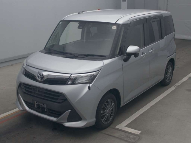 TOYOTA TANK 2018
