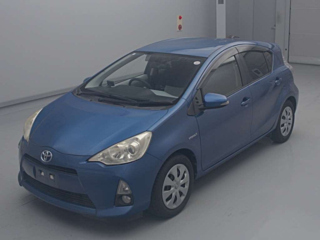 TOYOTA AQUA 2012
