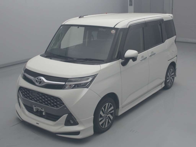 TOYOTA TANK 2016