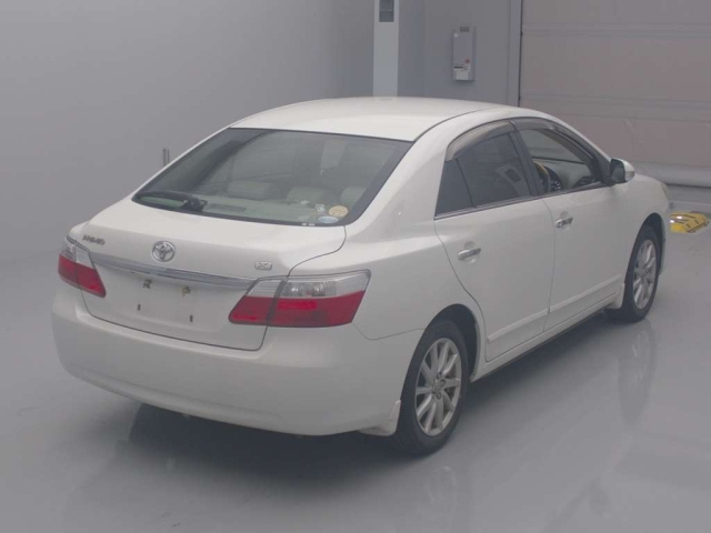 TOYOTA PREMIO 2008