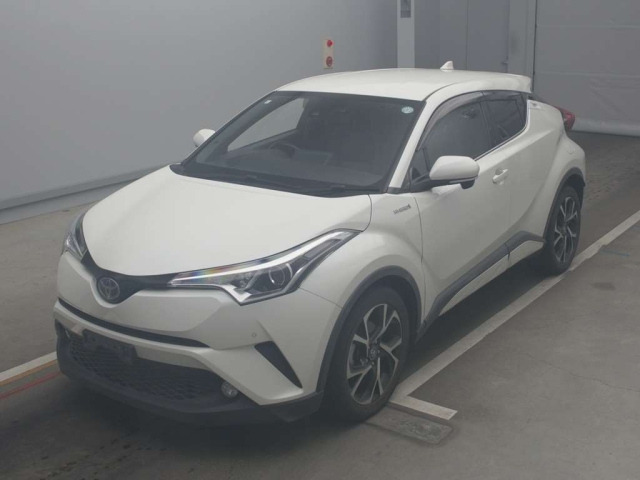 TOYOTA C-HR 2017