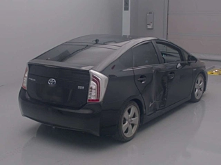 TOYOTA PRIUS 2015