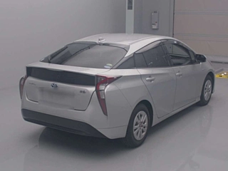 TOYOTA PRIUS 2018