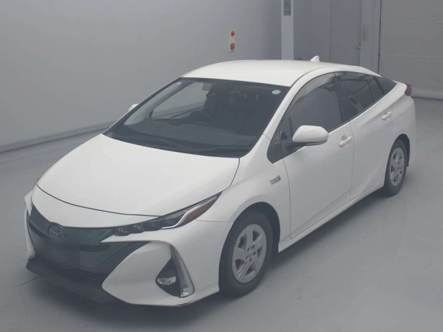 TOYOTA PRIUS PHV 2017