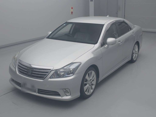 TOYOTA CROWN 2011