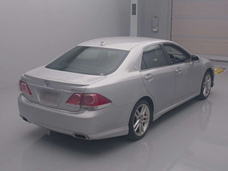 TOYOTA CROWN 2010