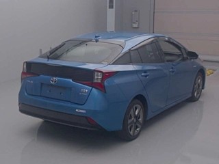 TOYOTA PRIUS 2019