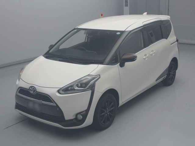 TOYOTA SIENTA 2016