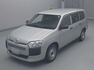 TOYOTA PROBOX 2025