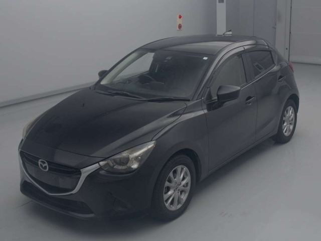 MAZDA DEMIO 2016