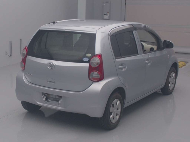 TOYOTA PASSO 2010
