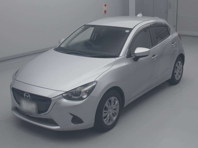 MAZDA DEMIO 2017
