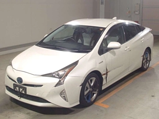 TOYOTA PRIUS 2016