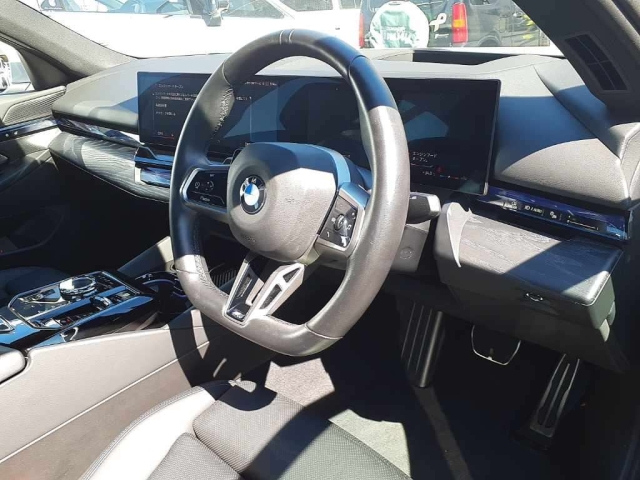 BMW 5 SERIES 2024
