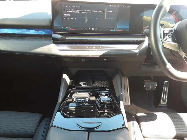 BMW 5 SERIES 2024