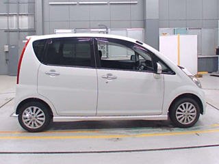 DAIHATSU MOVE 2009