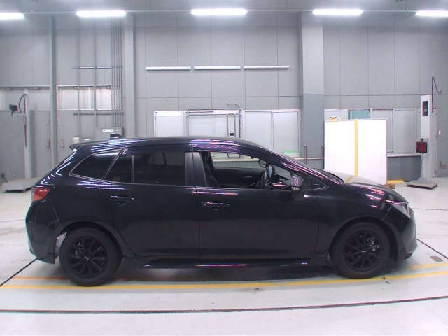 TOYOTA COROLLA TOURING 2021