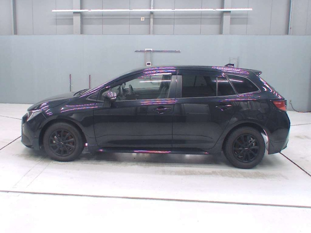 TOYOTA COROLLA TOURING 2021