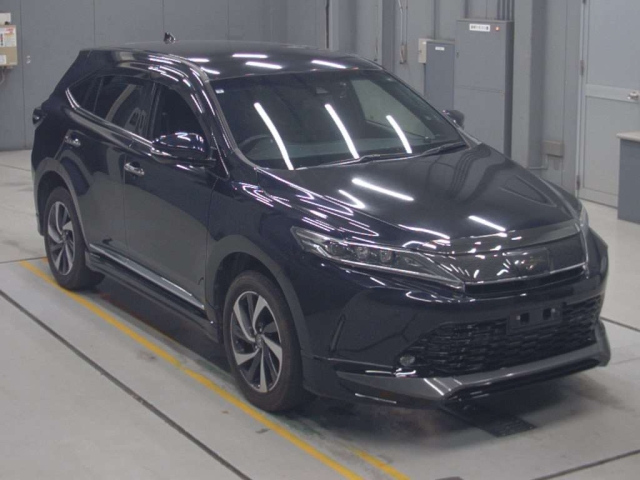 TOYOTA HARRIER 2017
