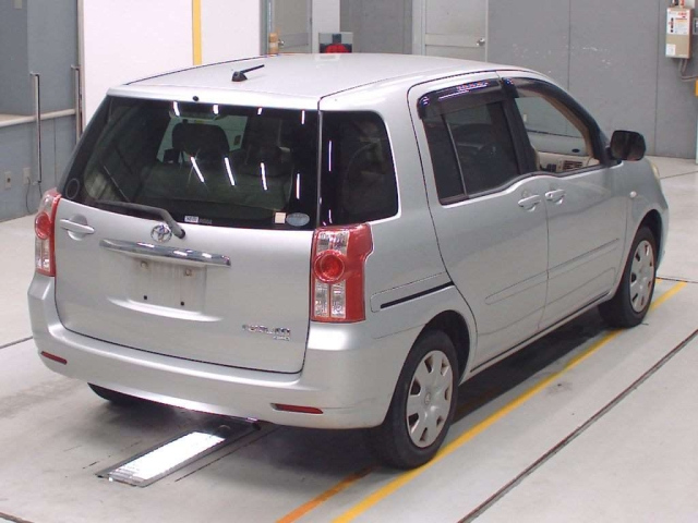 TOYOTA RAUM 2008