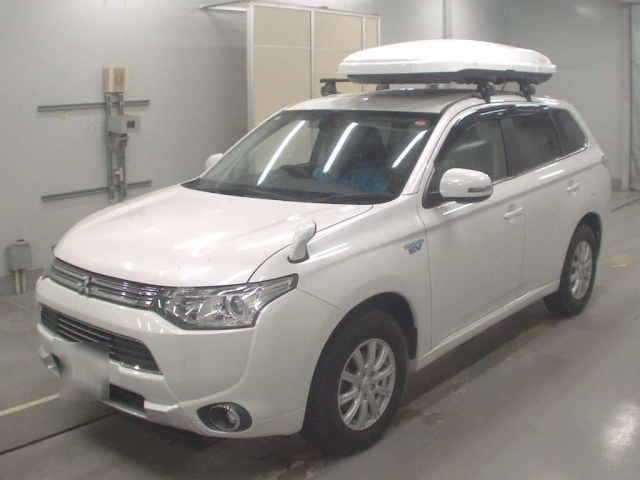 MITSUBISHI OUTLANDER PHEV 2014