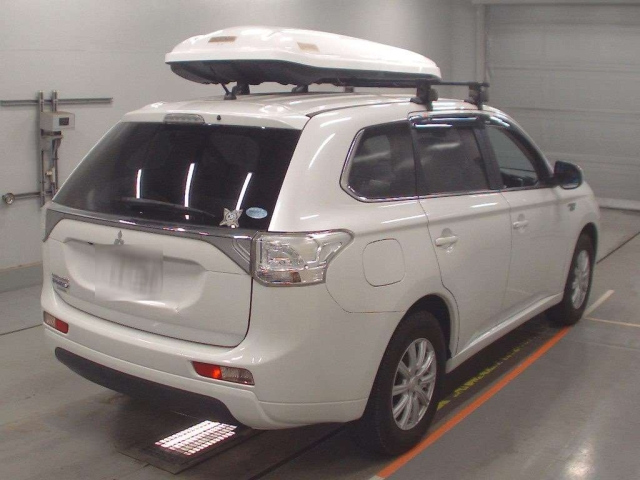 MITSUBISHI OUTLANDER PHEV 2014