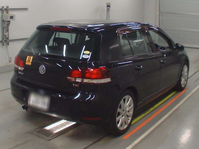 VOLKSWAGEN GOLF 2011