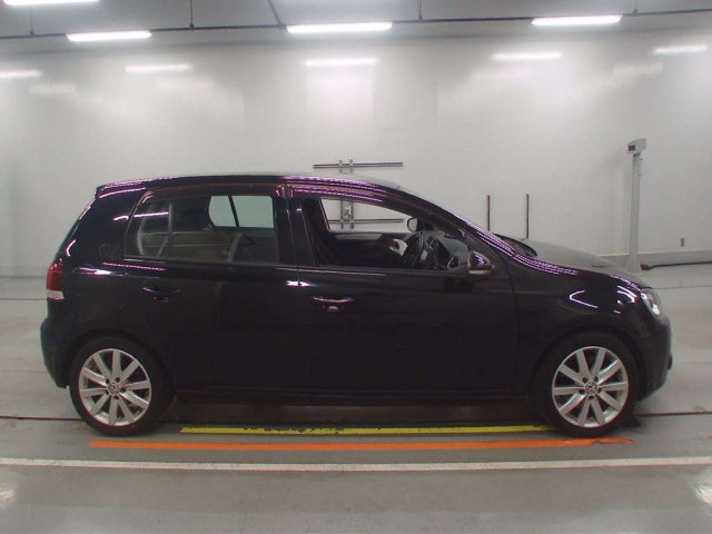 VOLKSWAGEN GOLF 2011
