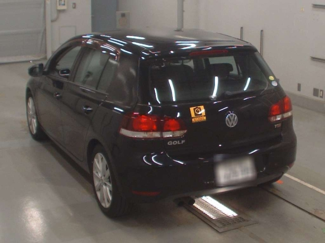 VOLKSWAGEN GOLF 2011