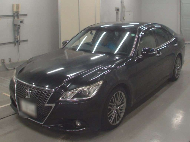 TOYOTA CROWN 2013