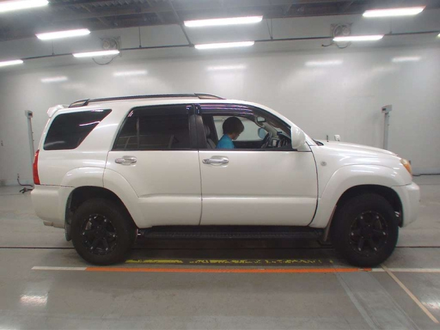 TOYOTA HILUX SURF 2009