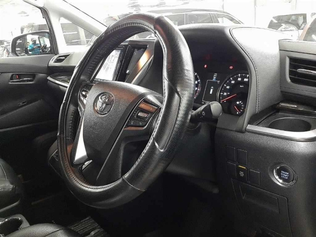 TOYOTA ALPHARD 2016