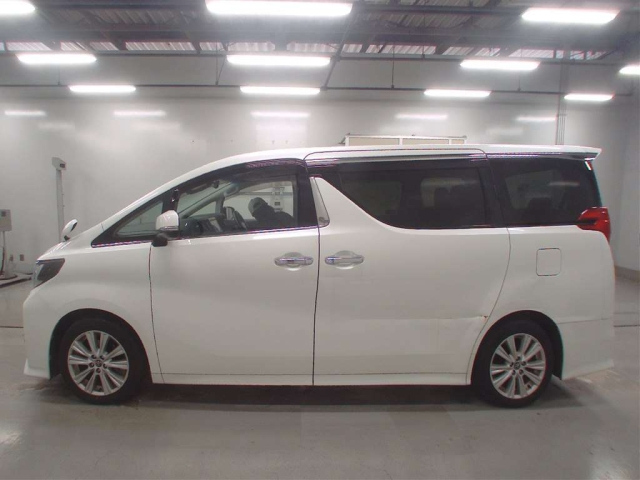 TOYOTA ALPHARD 2016