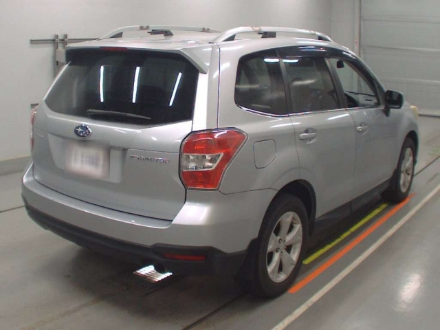 SUBARU FORESTER 2012